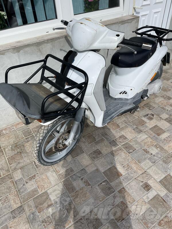 Piaggio - Liberty