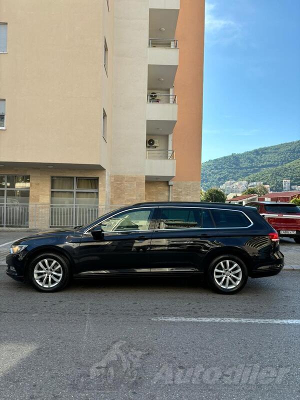 Volkswagen - Passat - 2.0
