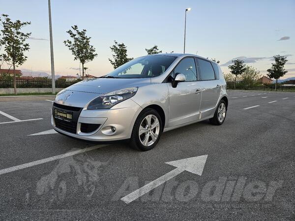 Renault - Scenic - 1,5 DCI