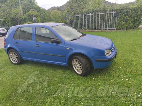 Volkswagen - Golf 4 - 1,6 benzin-plin