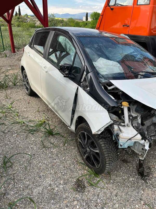 Toyota - Yaris - 1.33 dual VVT I HB 50 M/