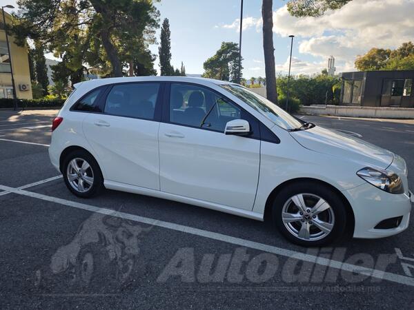 Mercedes Benz - B 180 - 180