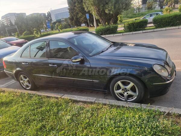 Mercedes Benz - E 220 - CDI
