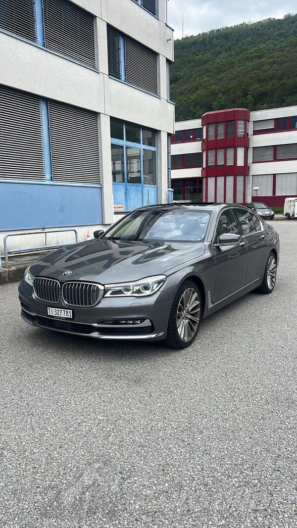 BMW - 730 - 3.0