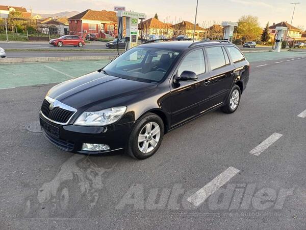 Škoda - Octavia - 1.6