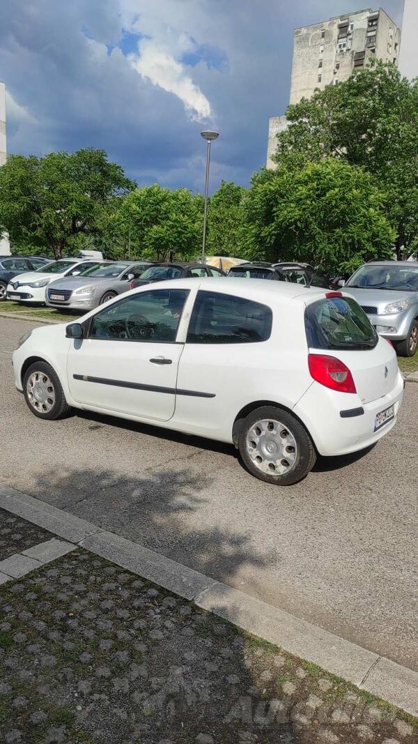 Renault - Clio - 1.5 dci
