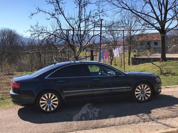 Audi - A8 - 3.0 TDI QUATTRO