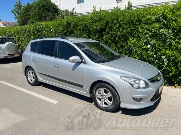 Hyundai - i30 - 1.6 CRDI