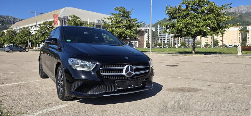 Mercedes Benz - B 180 - 2.0