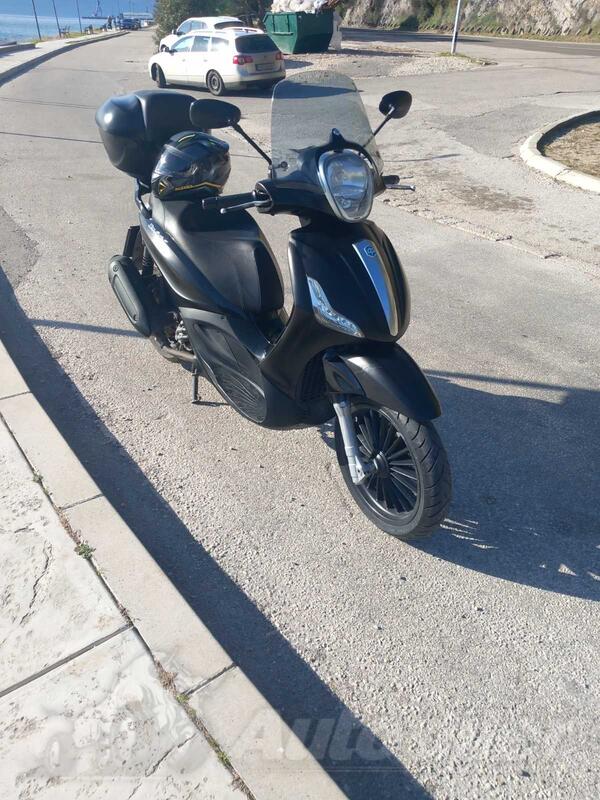 Piaggio - Beverly
