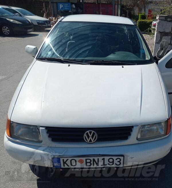 Volkswagen - Polo - 1.0