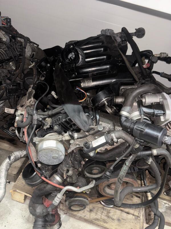 Motor za Automobile - BMW - X5    - 2008