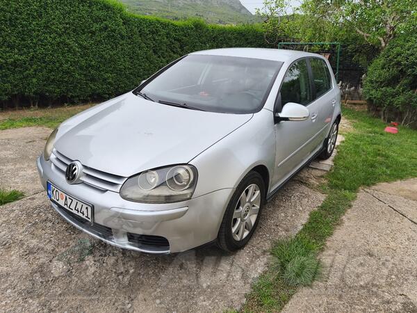 Volkswagen - Golf 5 - 1.9 TDI