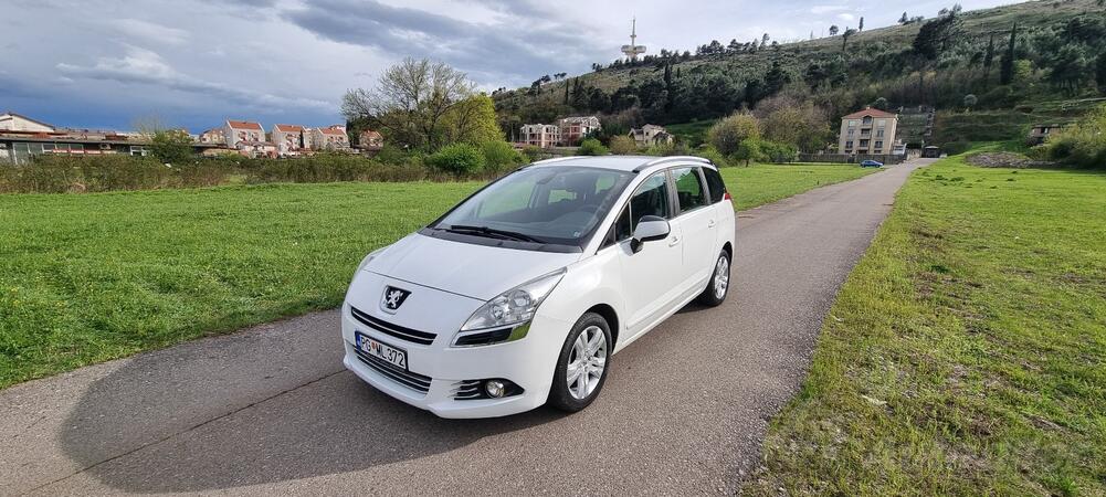 Peugeot - 5008 - 1.6 HDI