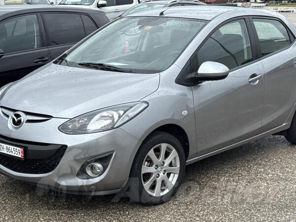 Mazda - 2 - 1,3 Benzin