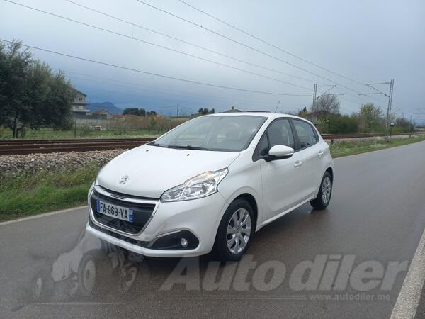 Peugeot - 208 - 1.6HDI