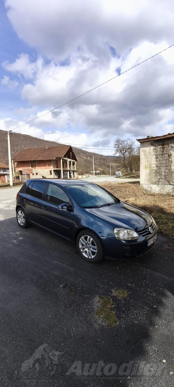 Volkswagen - Golf 5 - 1.9.