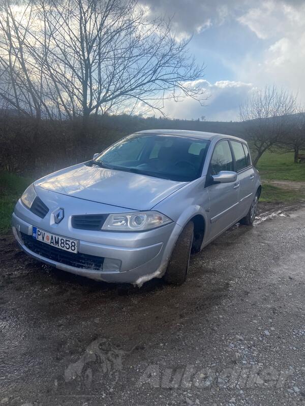 Renault - Megane