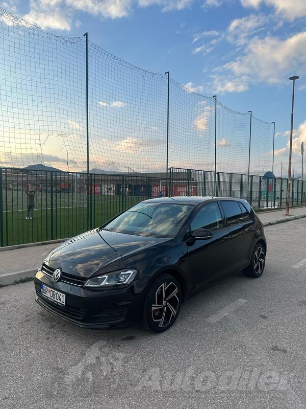 Volkswagen - Golf 7 - 2.0tdi