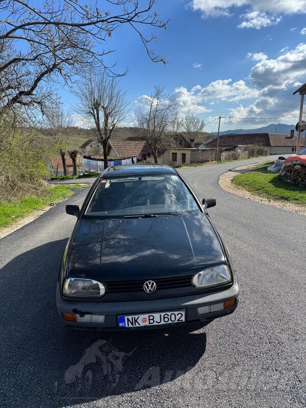 Volkswagen - Golf 3 - 1.4