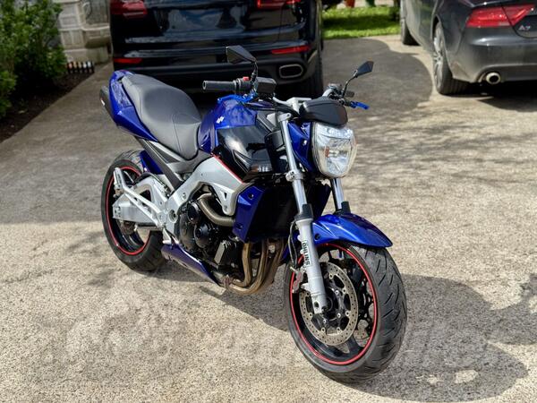 Suzuki - GSR 600