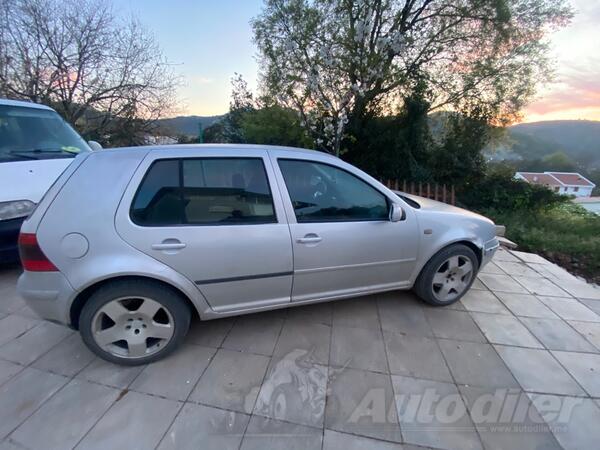 Volkswagen - Golf 4 - 1.8