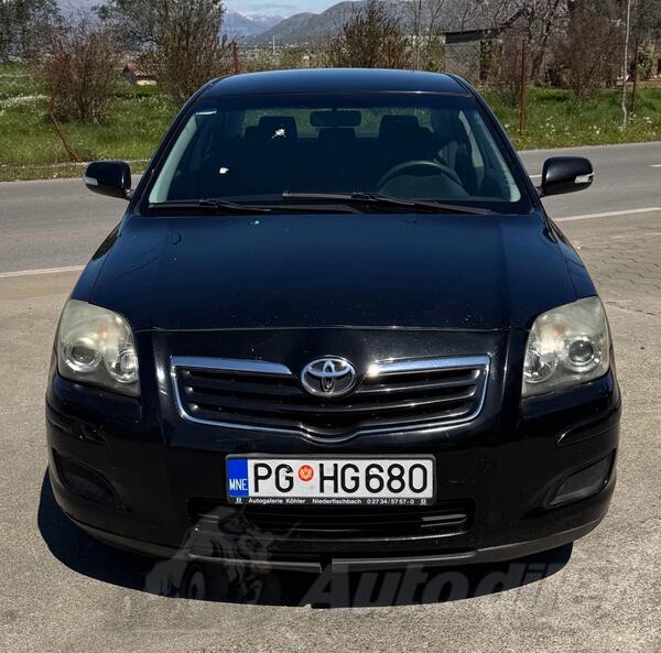 Toyota - Avensis - 1.6