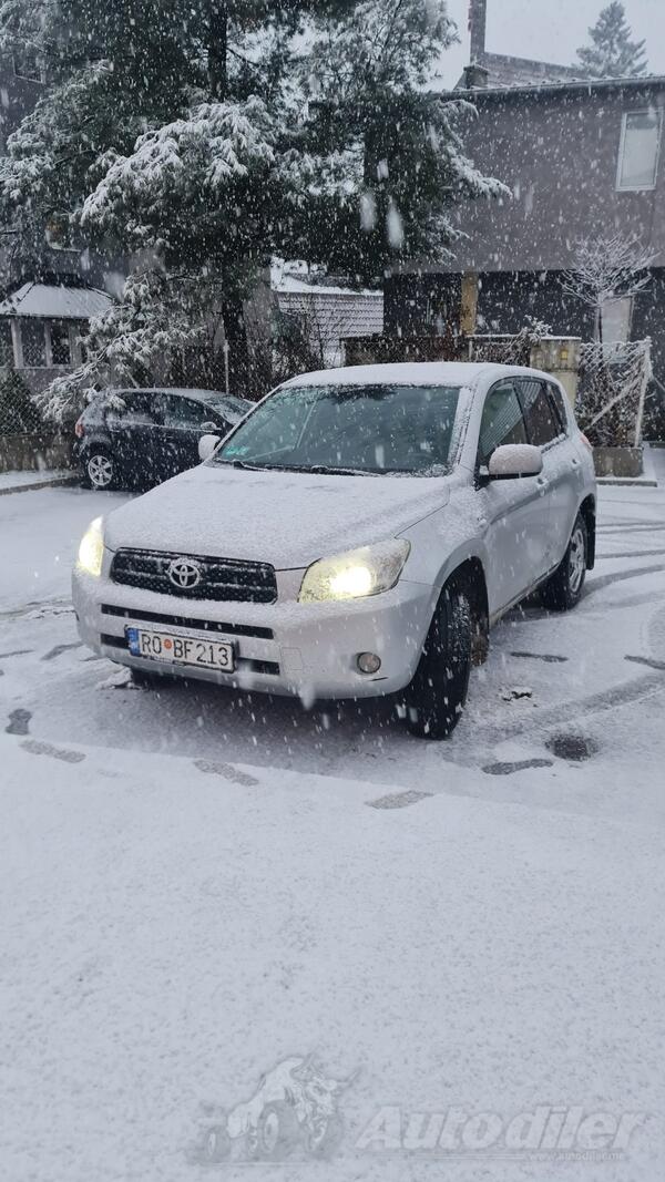 Toyota - RAV 4 - 2.2 d4d