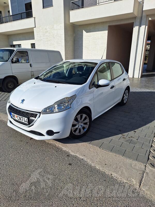 Peugeot - 208 - 1.4 HDI
