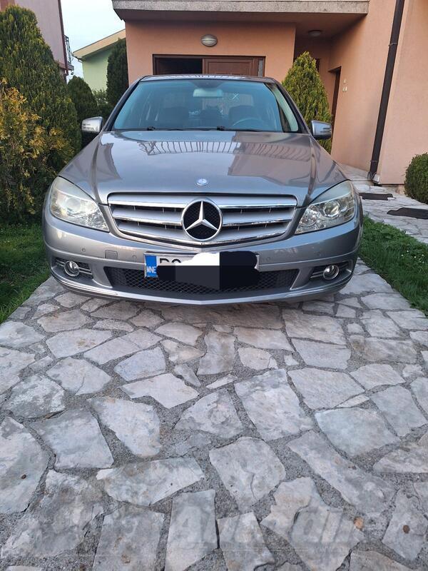 Mercedes Benz - C 200