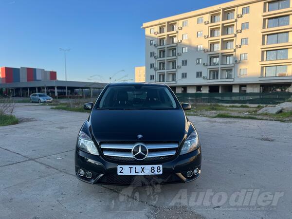 Mercedes Benz - B 180 - B180
