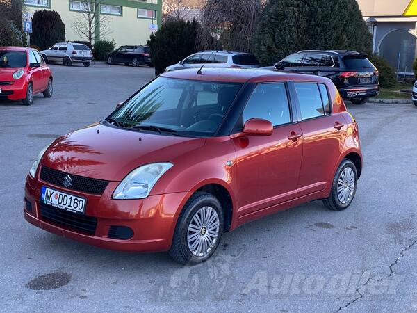 Suzuki - Swift - 1.3 benz