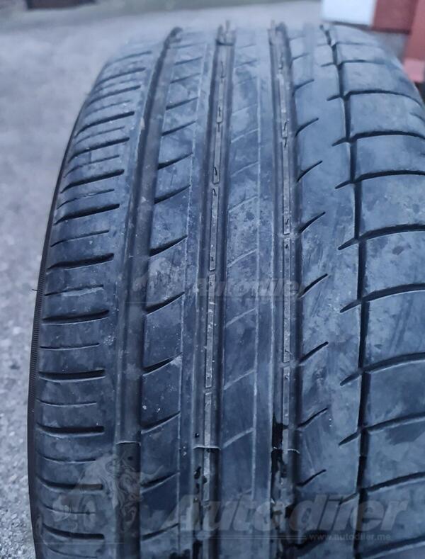 Triangle - 255 50 19 - Summer tire