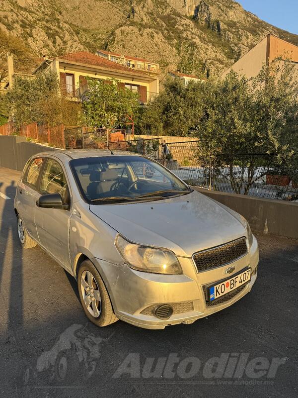 Chevrolet - Aveo