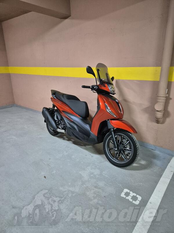 Piaggio - Beverly 300 S