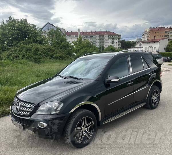 Mercedes Benz - ML 320 - AMG 4matic