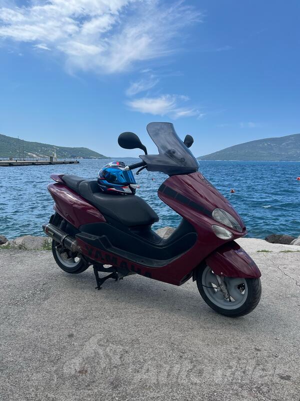 Yamaha - Majesty