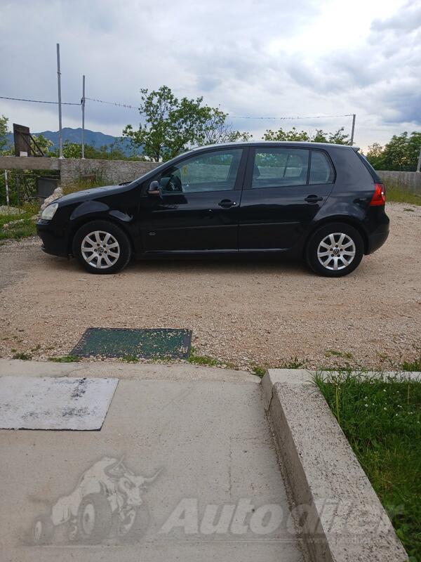 Volkswagen - Golf 5 - 1.9 tdi