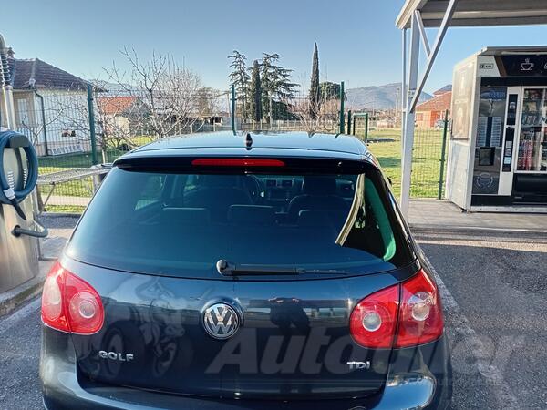 Volkswagen - Golf 5 - 1.9