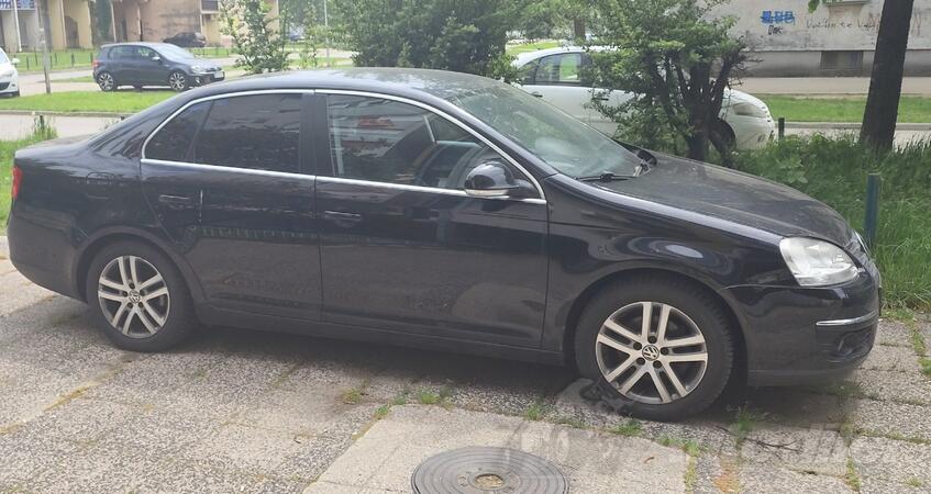 Volkswagen - Jetta - 2.0 TDI