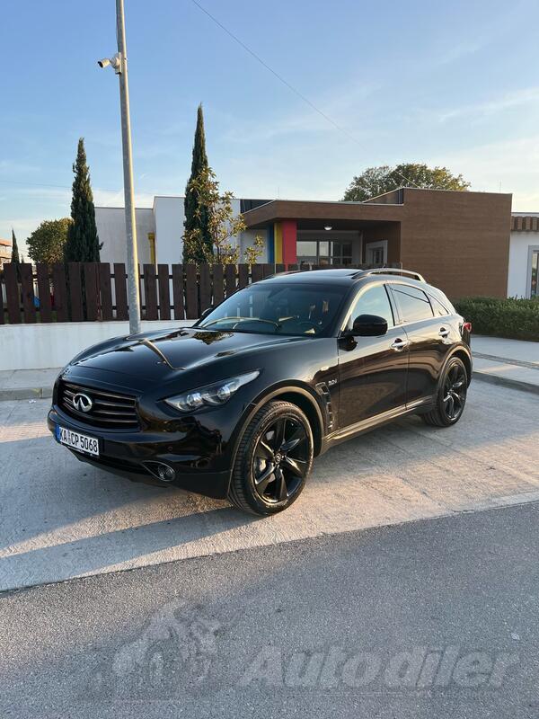 Infiniti - QX70 - S 3.0  D