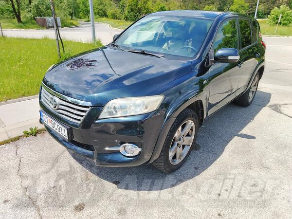 Toyota - RAV 4 - 2.2