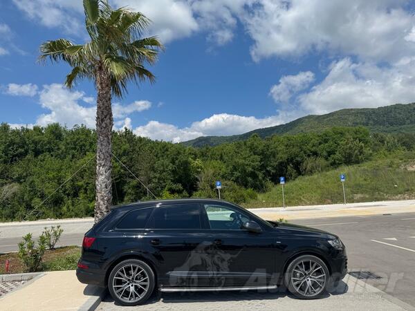 Audi - Q7 - BLACK EDITION - 3X S LINE