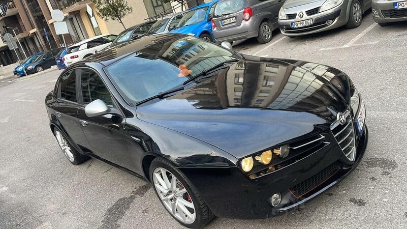 Alfa Romeo - 159 - 1.9 Jtdm