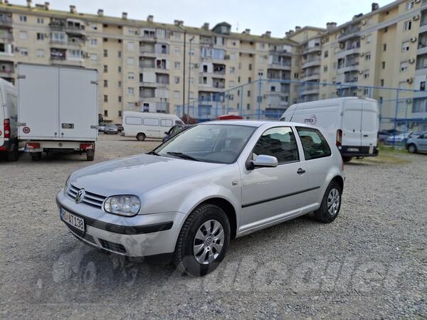 Volkswagen - Golf 4 - 1,4 BENZIN