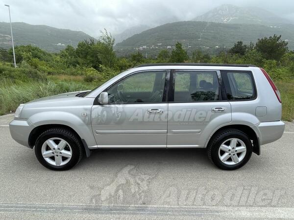 Nissan - X-Trail - 2.2 DCI