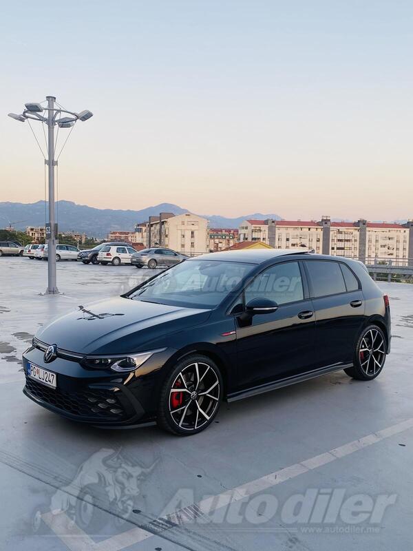 Volkswagen - Golf 8 - GTI