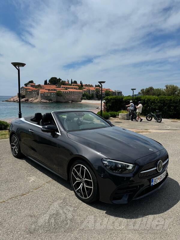 Mercedes Benz - E 400 - 4 Matic