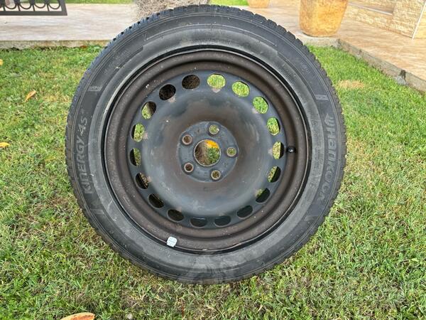 Fabričke felne i Hankook gume