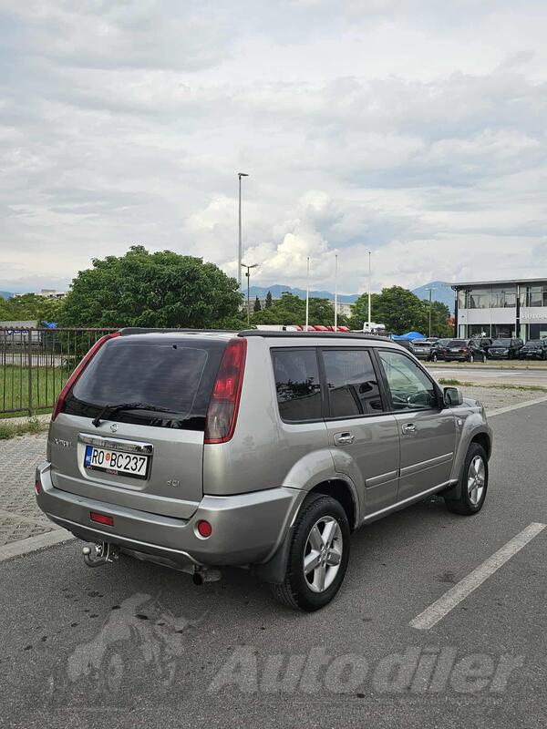 Nissan - X-Trail - 2.2
